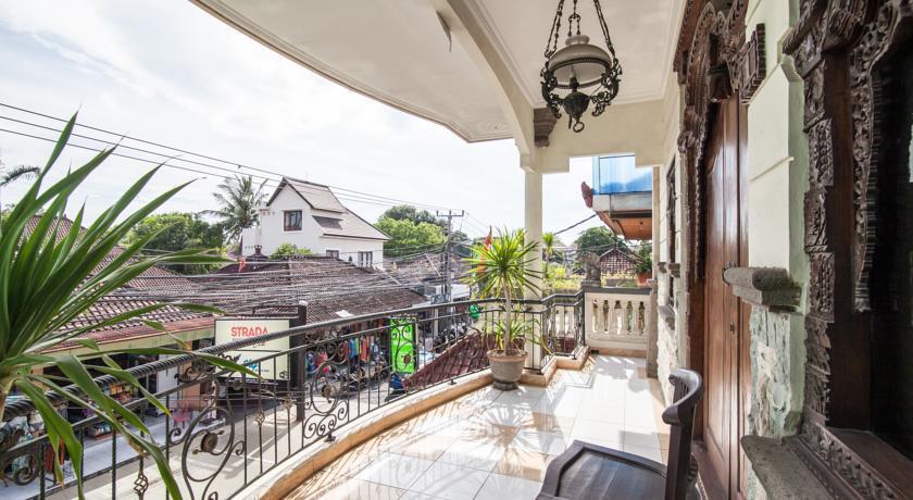Lori Beach Inn Seminyak Buitenkant foto